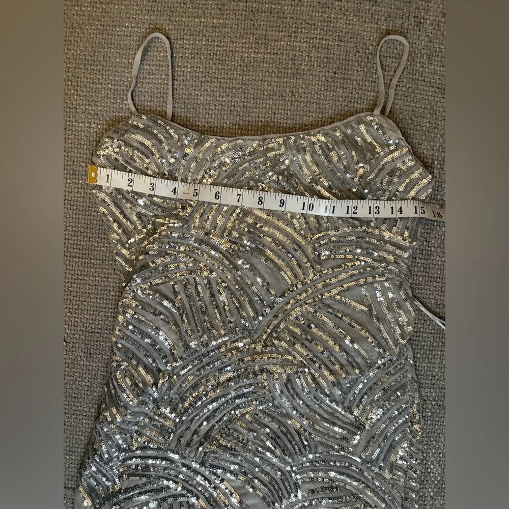 Dynamite Victoria Silver Sequin Midi Dress Low Back Party Glam P/S - Picture 11 of 16